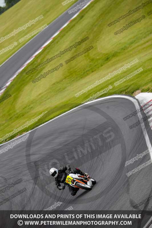 donington no limits trackday;donington park photographs;donington trackday photographs;no limits trackdays;peter wileman photography;trackday digital images;trackday photos